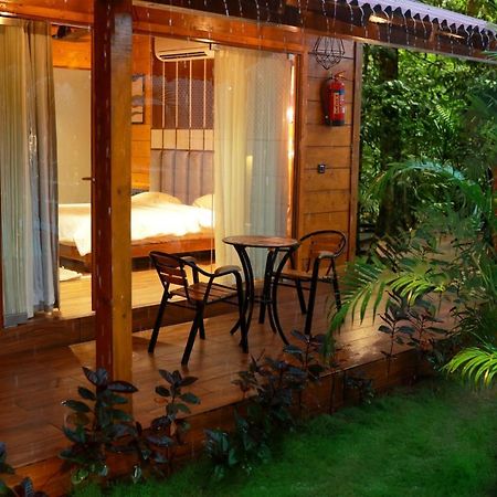 Wooden Ecr Sea Resort Пондичерри Экстерьер фото