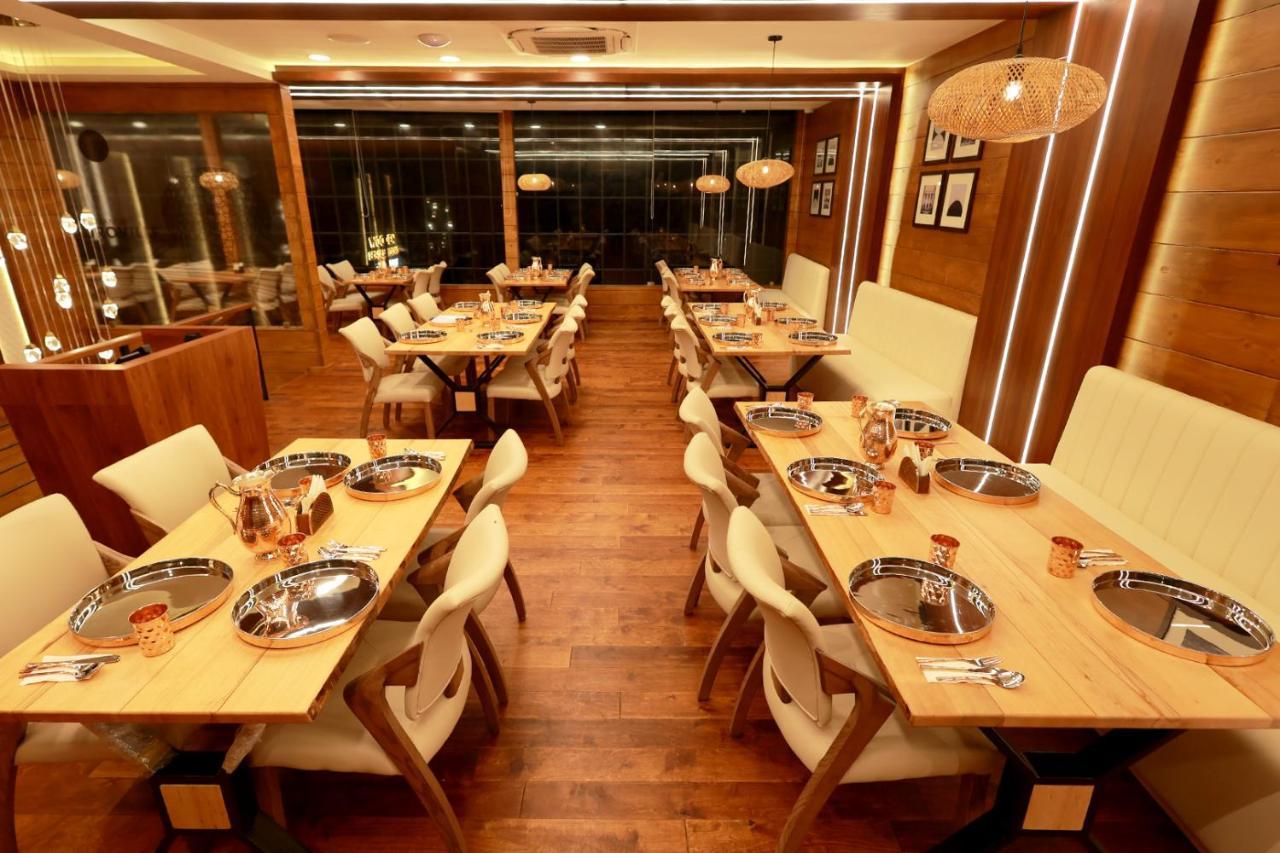 Wooden Ecr Sea Resort Пондичерри Экстерьер фото