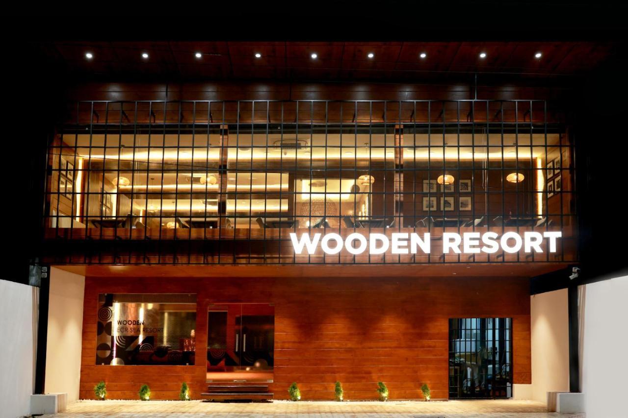 Wooden Ecr Sea Resort Пондичерри Экстерьер фото