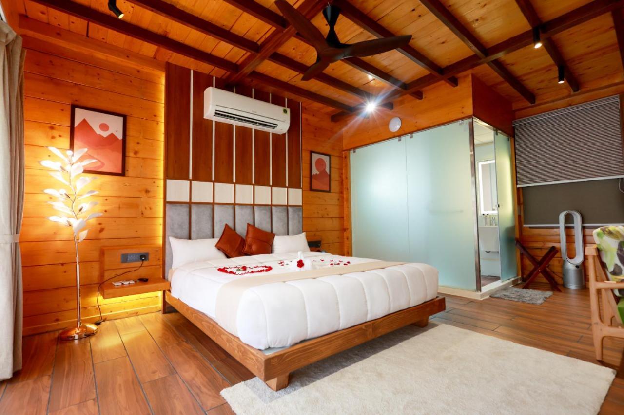 Wooden Ecr Sea Resort Пондичерри Экстерьер фото